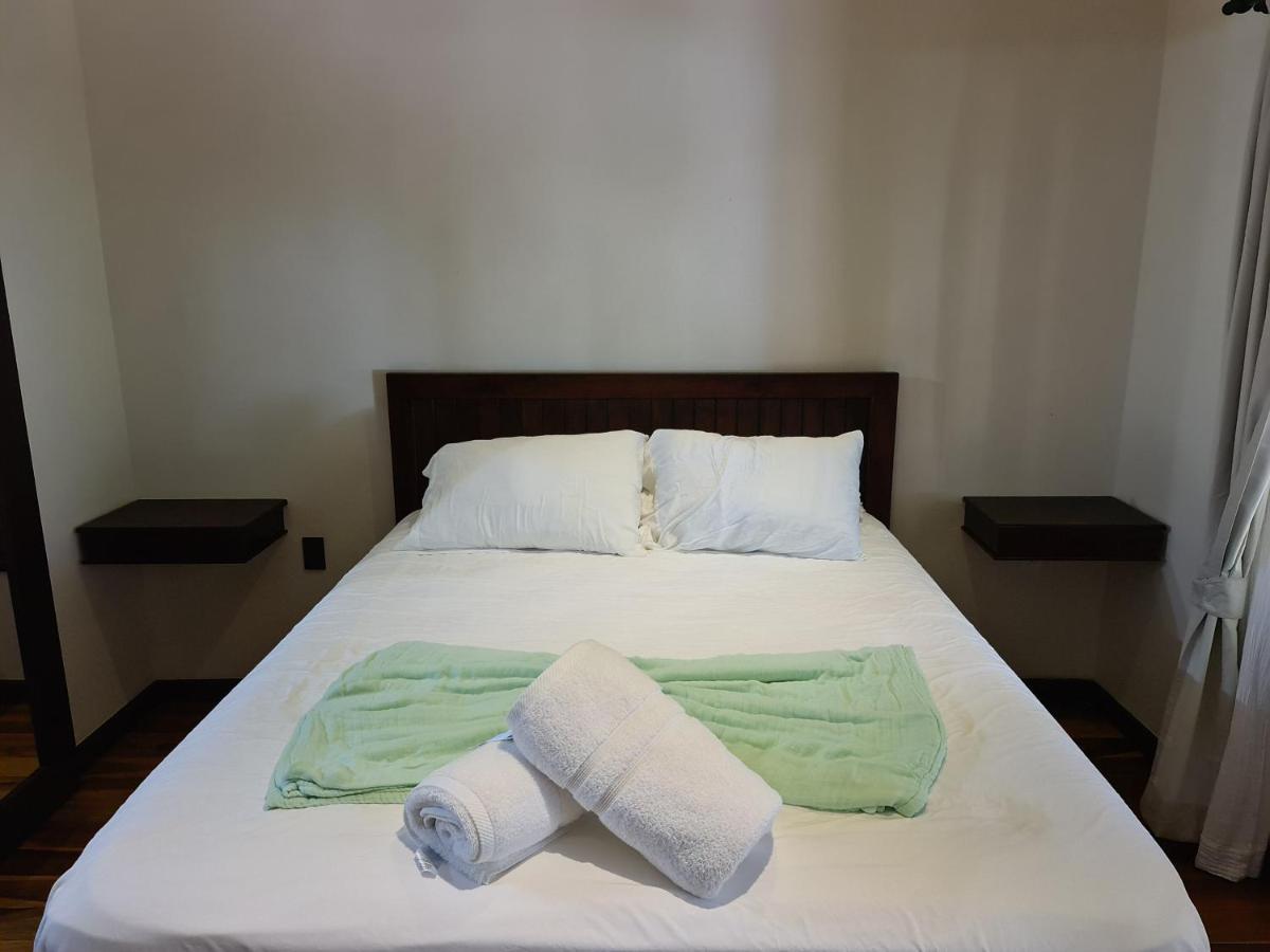 Hona Beach Hotel Dominical Rum bild